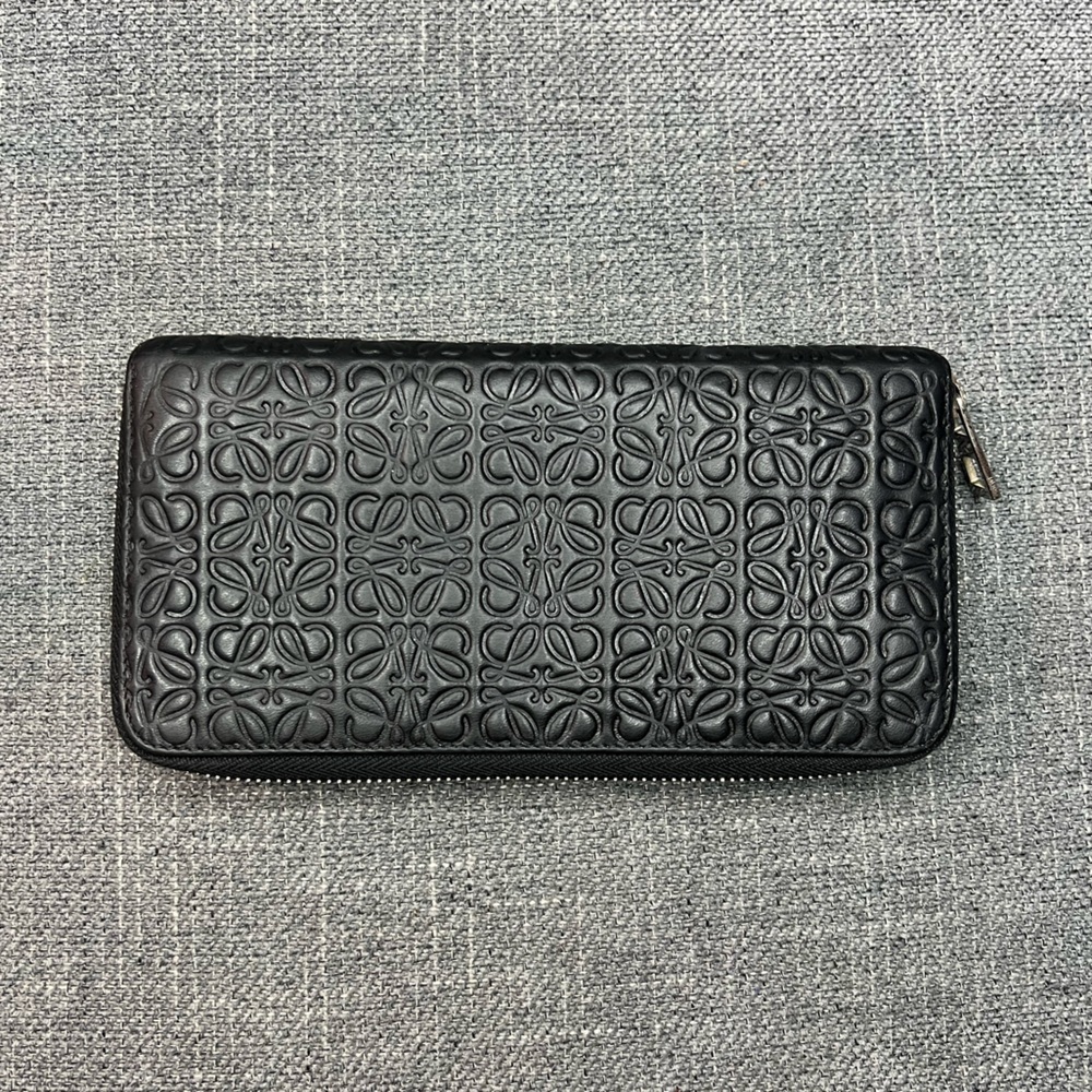 LOEWE long wallet